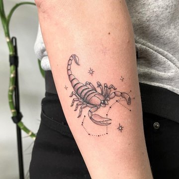Tattoo mit dem Sternzeichen Skorpion