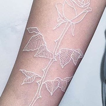 Weiße Tattoos