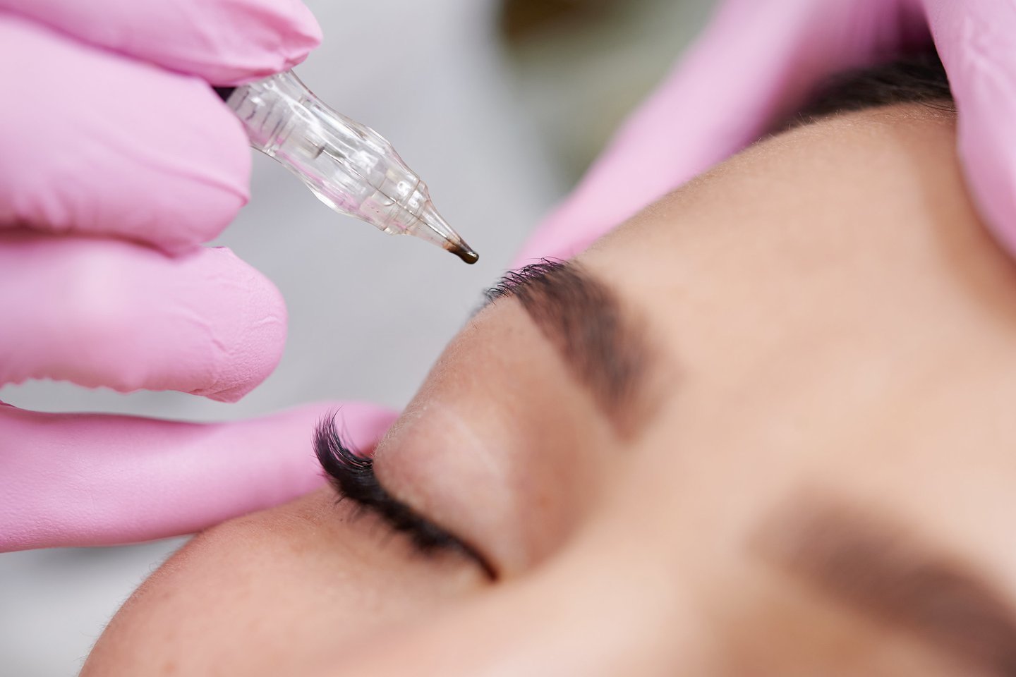Microblading Augenbrauen Vorteile