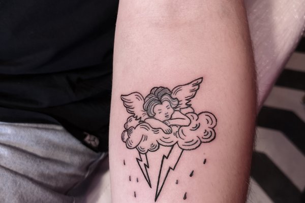 engel tattoos frauen