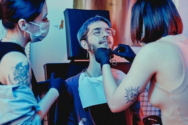 Piercing-Ausbildung in Hannover