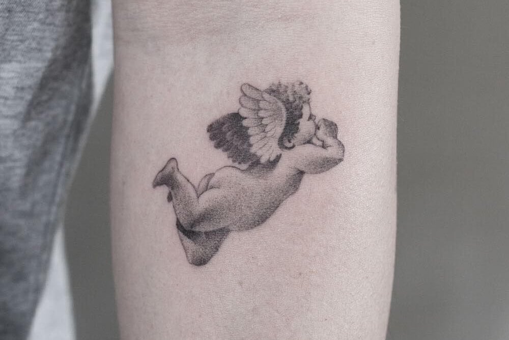 engel tattoos frauen