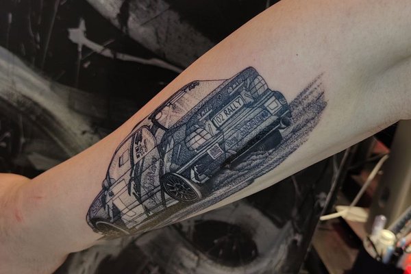 Tattoo am Handgelenk