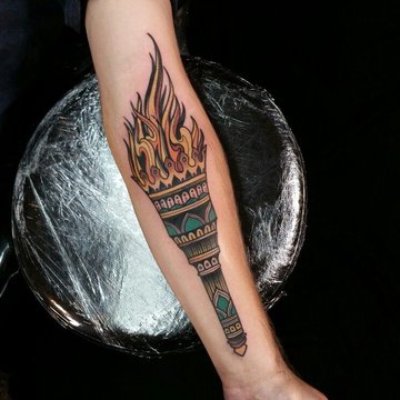 Fackel Tattoo bedeutung
