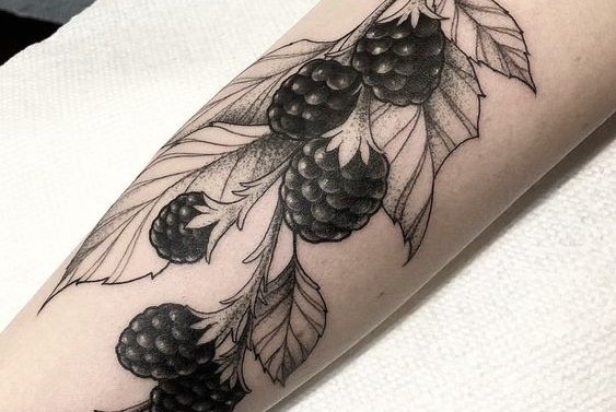brombeere tattoo bedeutung