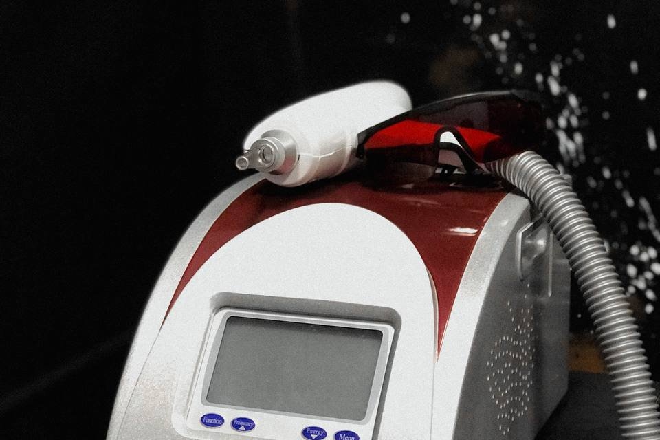 Permanent Make-up Entfernen Laser in Nürnberg