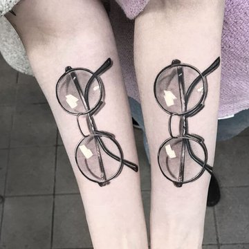 Brille Tattoo bedeutung