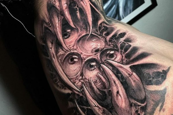 Bioorganic Tattoo