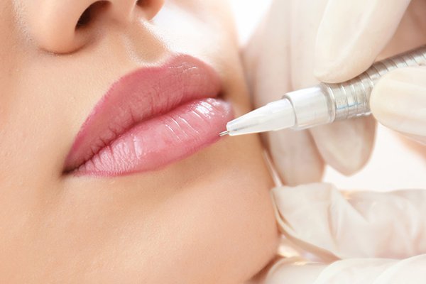 Auswahl eines Artist für Permanent Make-up