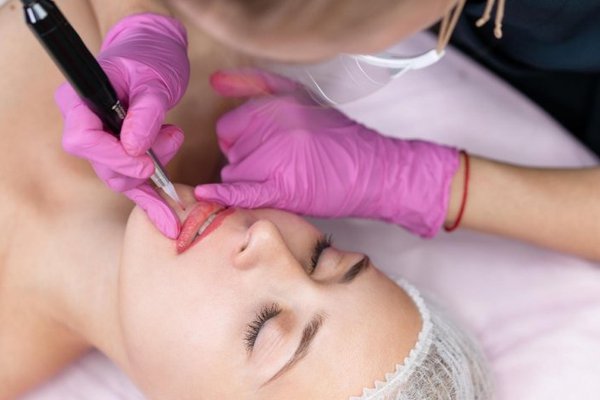 Wovon hängen die Preise für Permanent Make-up ab