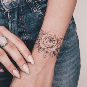 Pfingstrosen Tattoo bedeutung