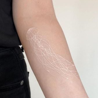 Weiße Tattoos