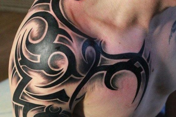 tribal tattoo männer