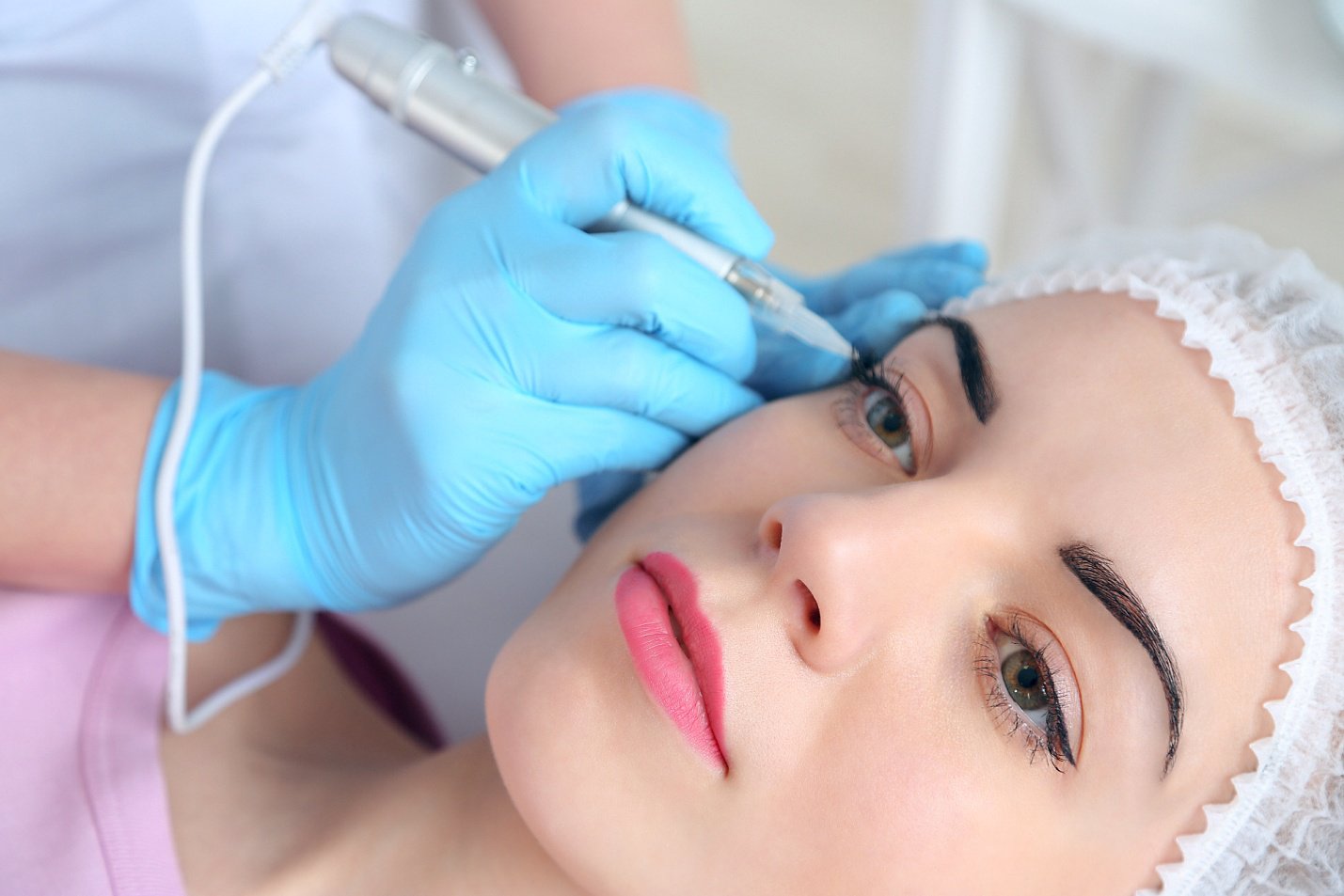 Auswahl eines Artist für Permanent Make-up