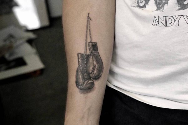 Boxhandschuh Tattoo Bedeutung