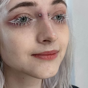 Gesichtspiercing