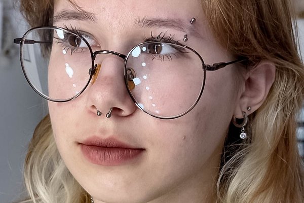arten von augenbrauen piercing