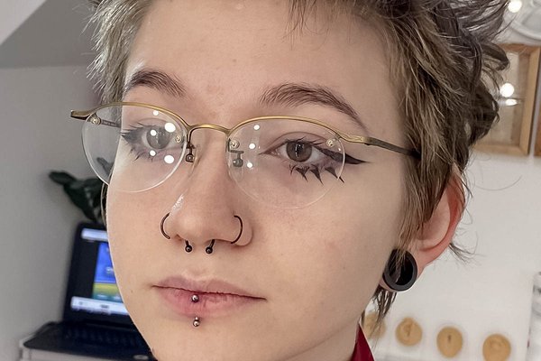 Gesichtspiercing