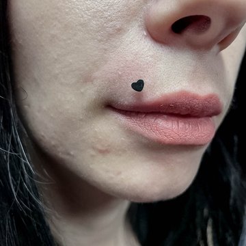 Piercing Monroe