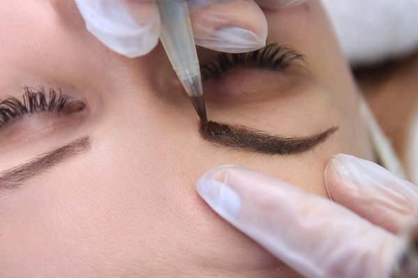 Auswahl eines Artist für Permanent Make-up