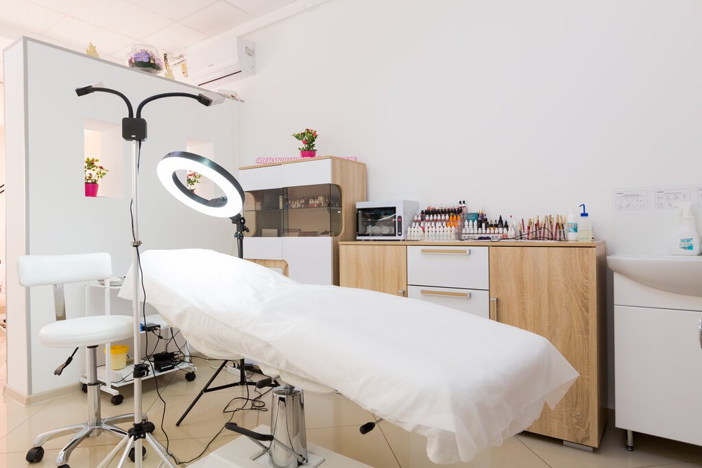 Warum Permanent Make-up in einem Studio gemacht werden sollte